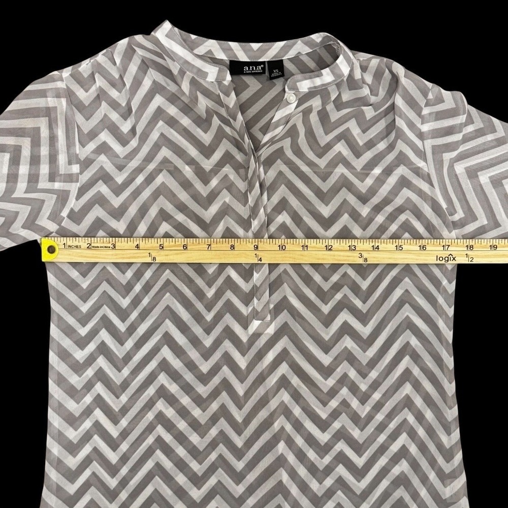 Sheer Chiffon Chevron Blouse XS Henley Top Hi-low Roll Tab Romantic Dainty A.N.A - Picture 8 of 12